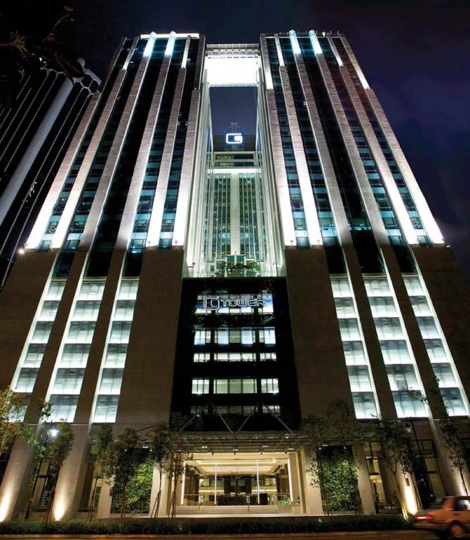 קואלה לומפור Gtower Hotel מראה חיצוני תמונה The hotel at night